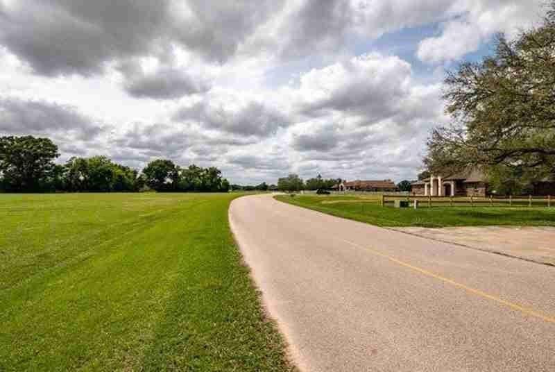 Rosharon, TX 77583,17850 Indian Forest Ct CT