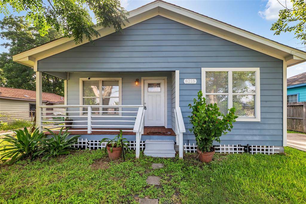Houston, TX 77051,8215 Canyon ST