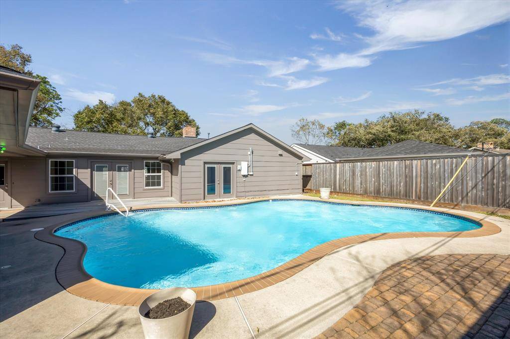 Houston, TX 77042,10723 Lynbrook DR