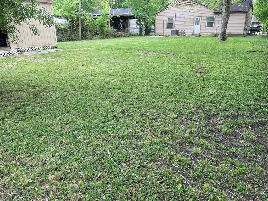 Angleton, TX 77515,649 Lorrain ST