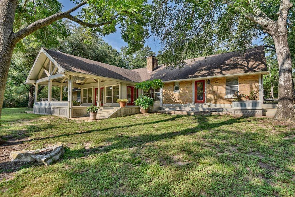 Brenham, TX 77833,5405 Hillside LN