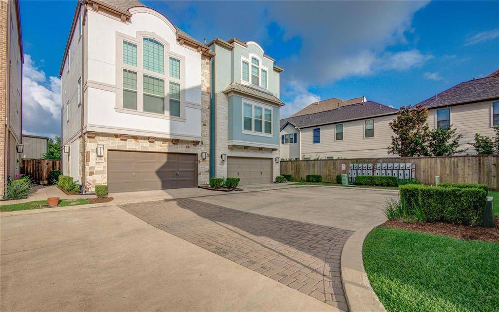 Houston, TX 77043,1204 Birkland Pine LN