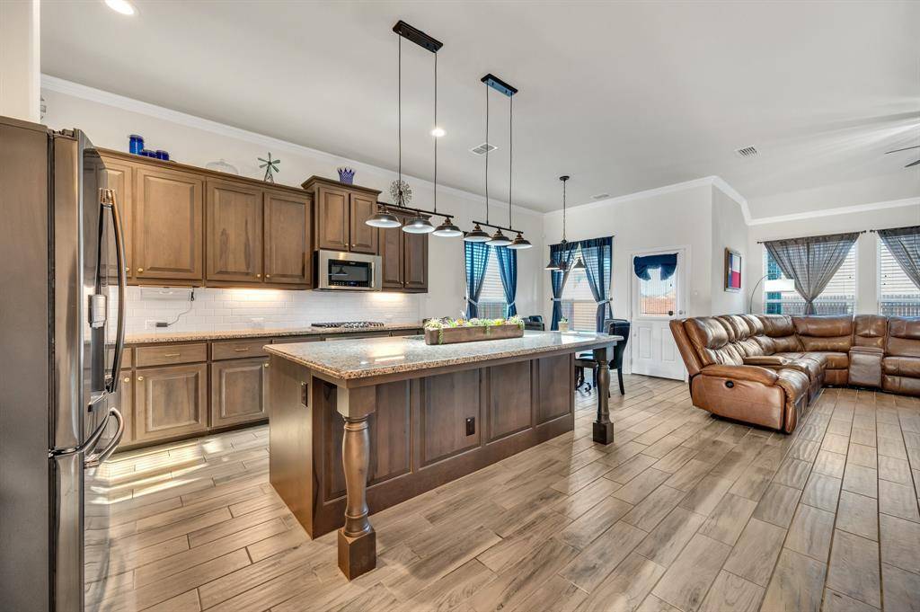 Midlothian, TX 76065,717 Willowbranch LN