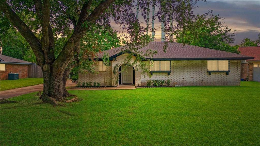 Pearland, TX 77584,5003 Camden LN