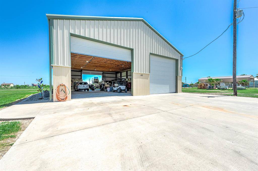 Sargent, TX 77414,568 County Road 616