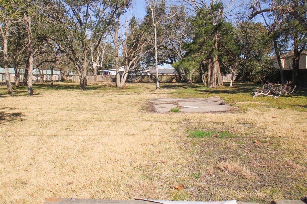 Alvin, TX 77511,208 N Ormsby ST