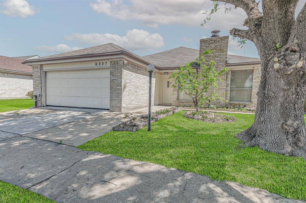 Houston, TX 77072,6227 Grandvale DR
