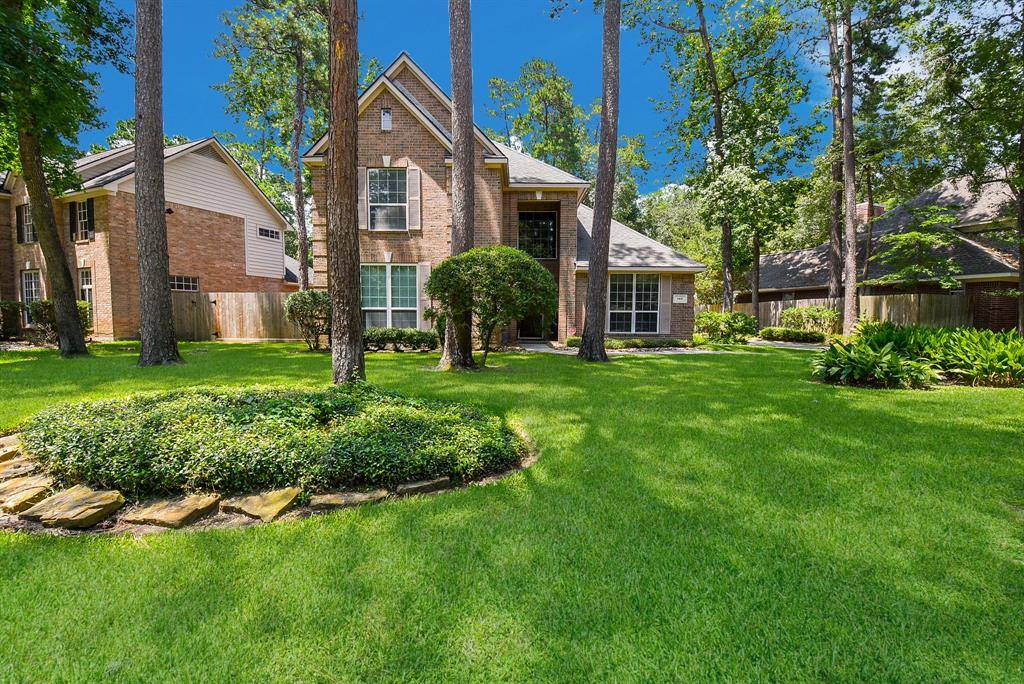 The Woodlands, TX 77382,145 E Elm Crescent