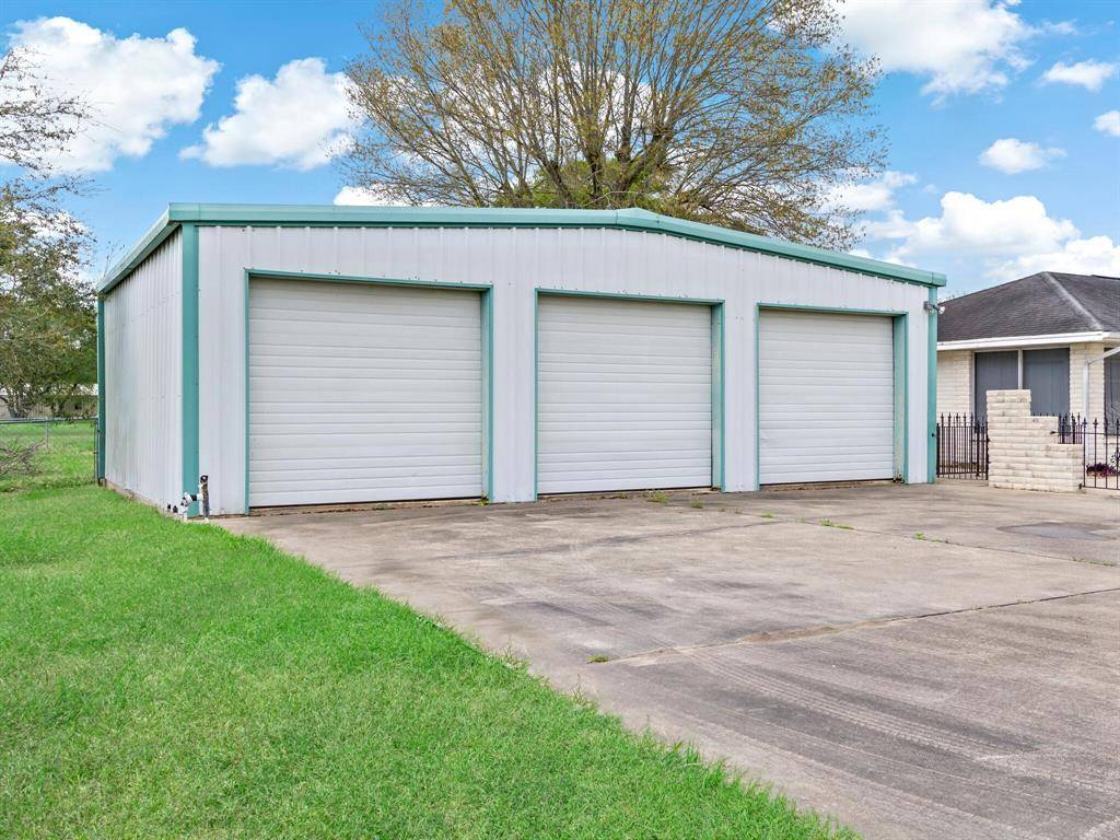 Beaumont, TX 77705,8099 Fm 365 RD