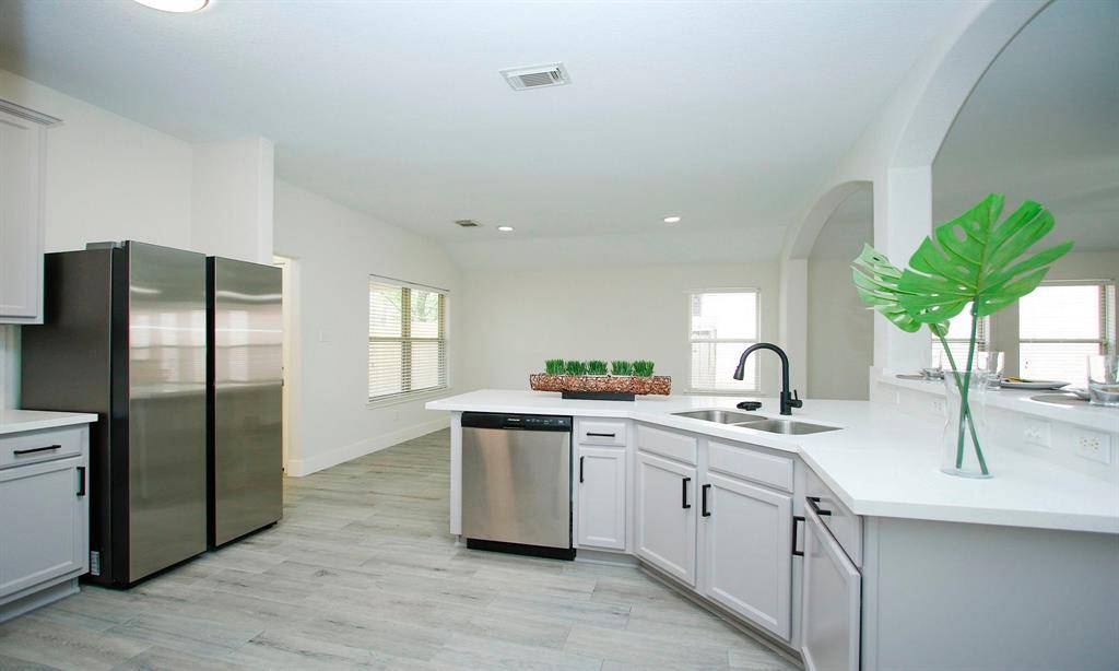 The Woodlands, TX 77382,19 N Star Ridge CIR