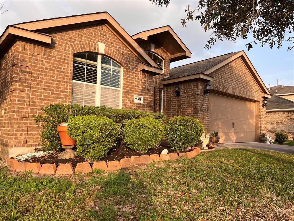 Rosharon, TX 77583,9803 Onyx Trail DR