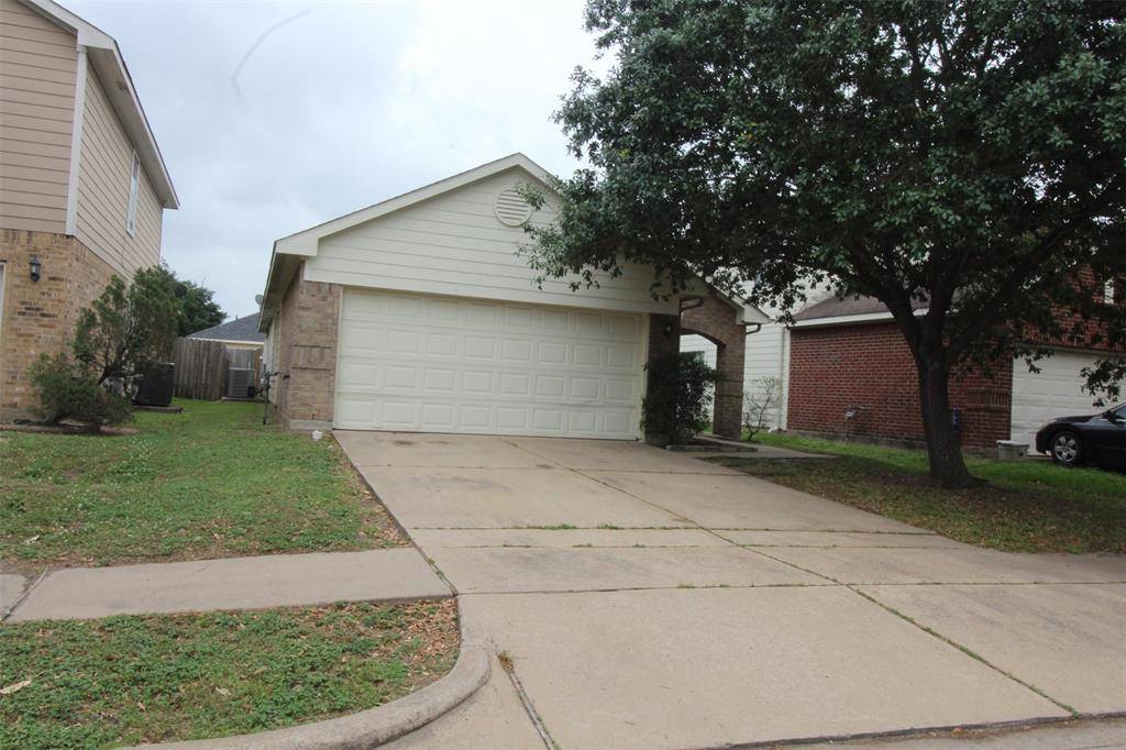 Houston, TX 77047,914 Royal George LN