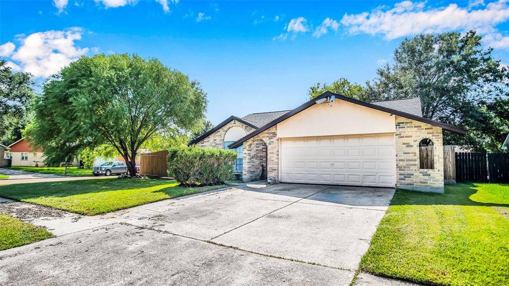 Baytown, TX 77521,4904 Sandalwood CIR