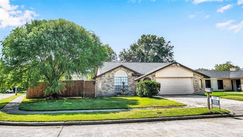 Baytown, TX 77521,4904 Sandalwood CIR