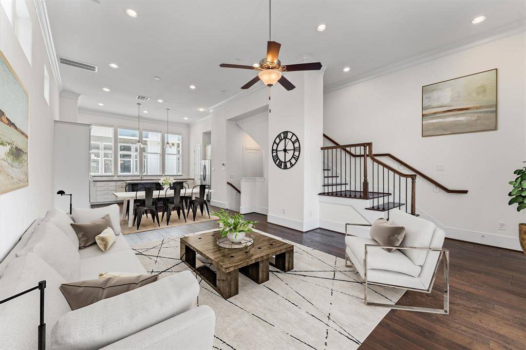 Houston, TX 77025,9635 Riddlewood LN
