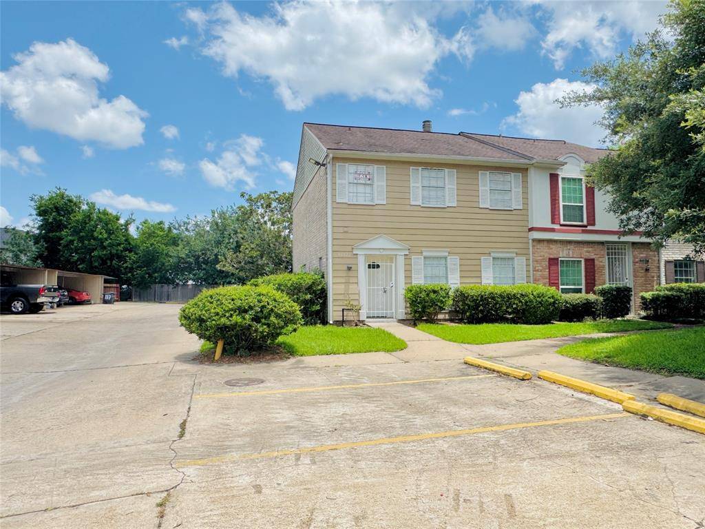 Houston, TX 77072,11127 Village Bend Ln LN #1127
