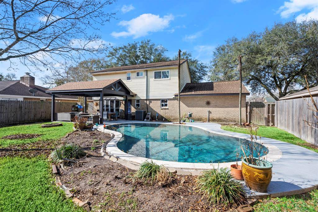 Friendswood, TX 77546,309 Stonehenge LN