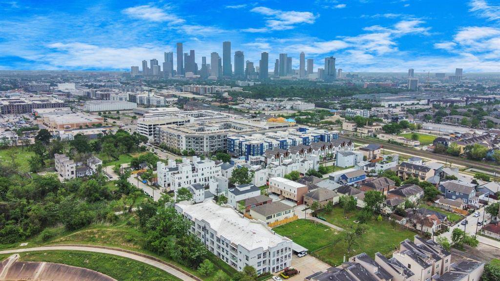 Houston, TX 77007,1441 East Street #312