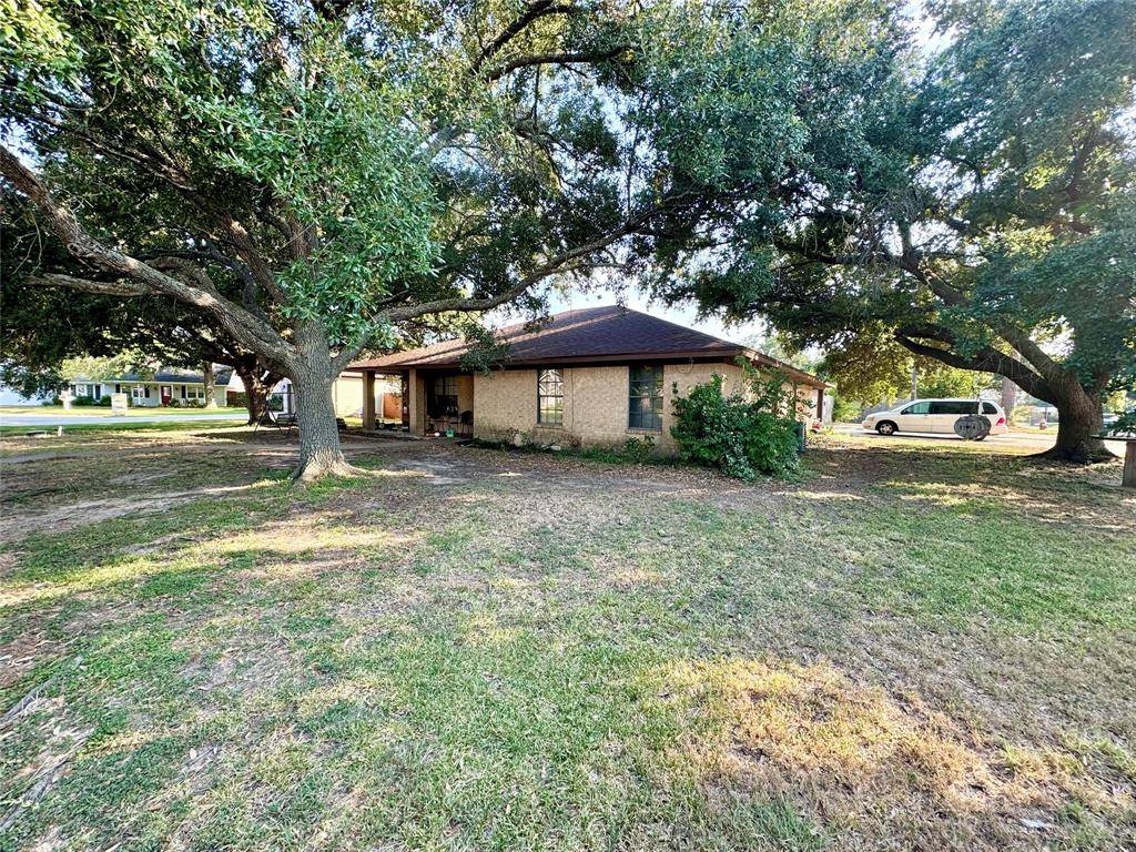 Caldwell, TX 77836,921 Kathy ST