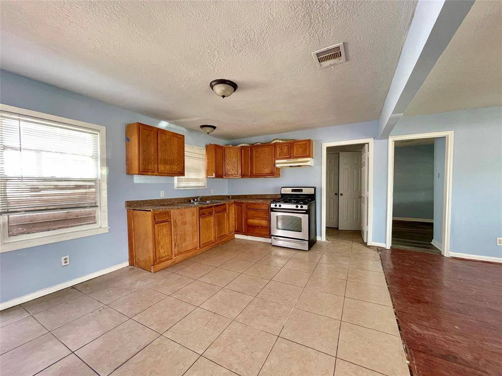 Houston, TX 77051,3707 Rosemont ST