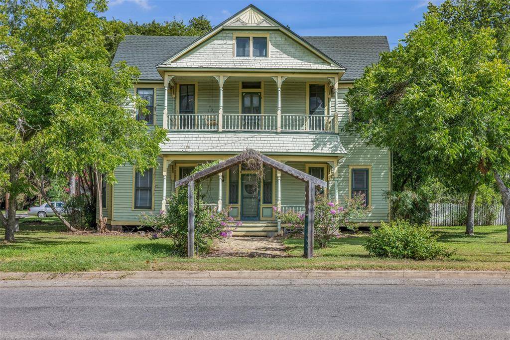 La Grange, TX 78945,311 E Colorado ST