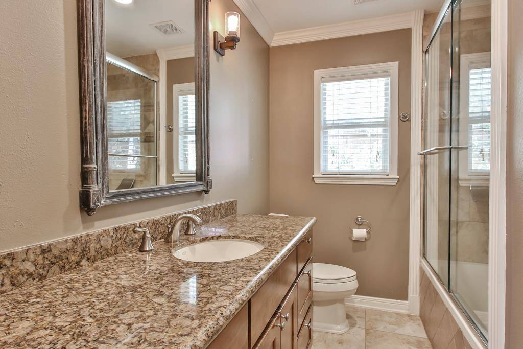 Bellaire, TX 77401,4614 Maple ST