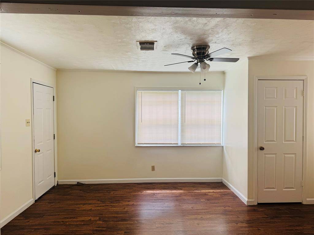Houston, TX 77051,10406 Cathedral DR
