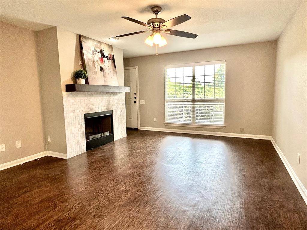 Houston, TX 77009,1860 White Oak DR #361