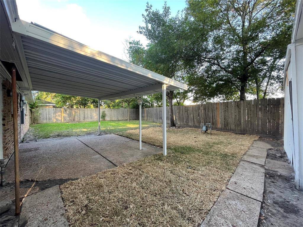 Houston, TX 77074,7518 Grape ST