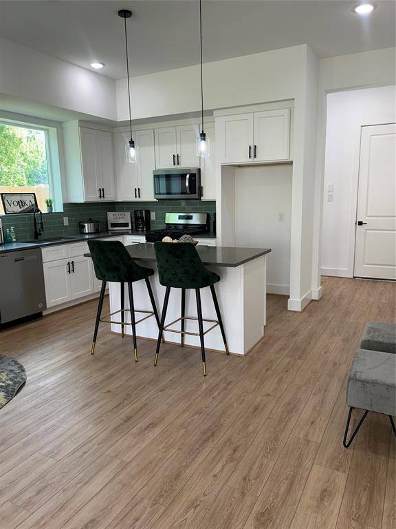Houston, TX 77051,7825 Colonial LN