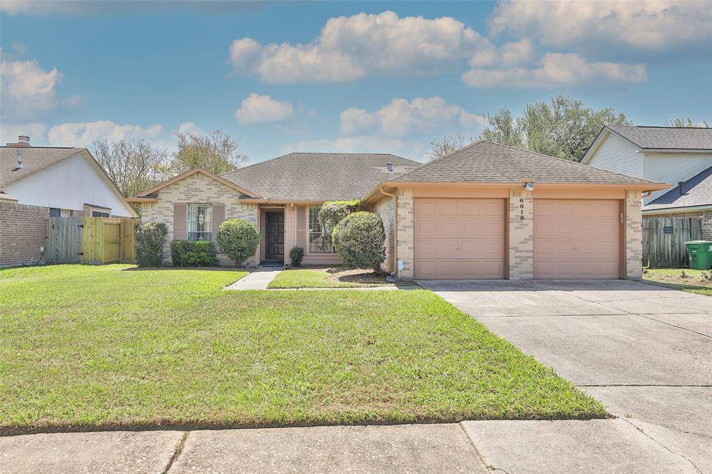 Houston, TX 77088,6619 Barbarella CT