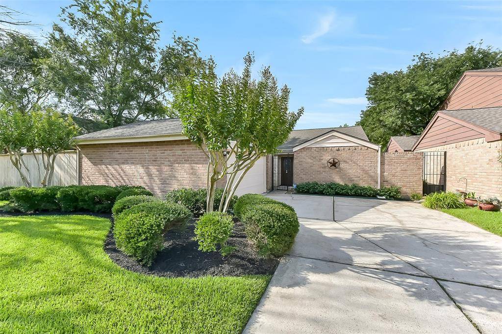 Houston, TX 77058,16627 Neumann DR