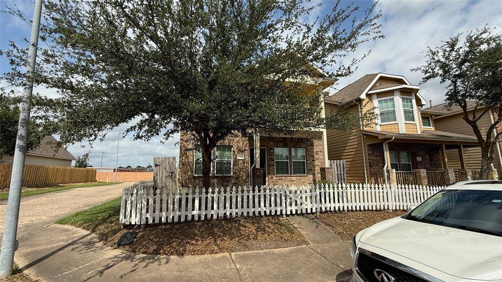 Houston, TX 77083,7346 Autumn Sun DR