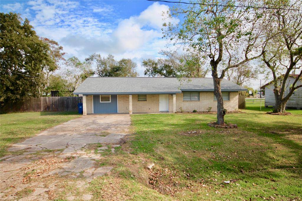 Needville, TX 77461,8911 W 1st ST