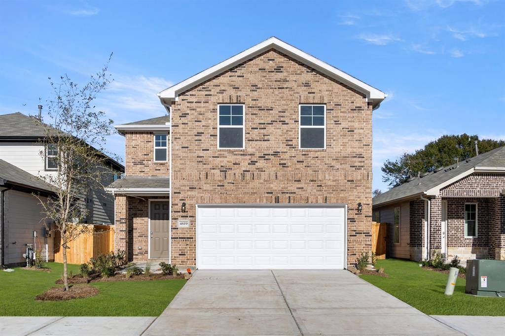 Pinehurst, TX 77362,4619 Mesquite Trail Blush