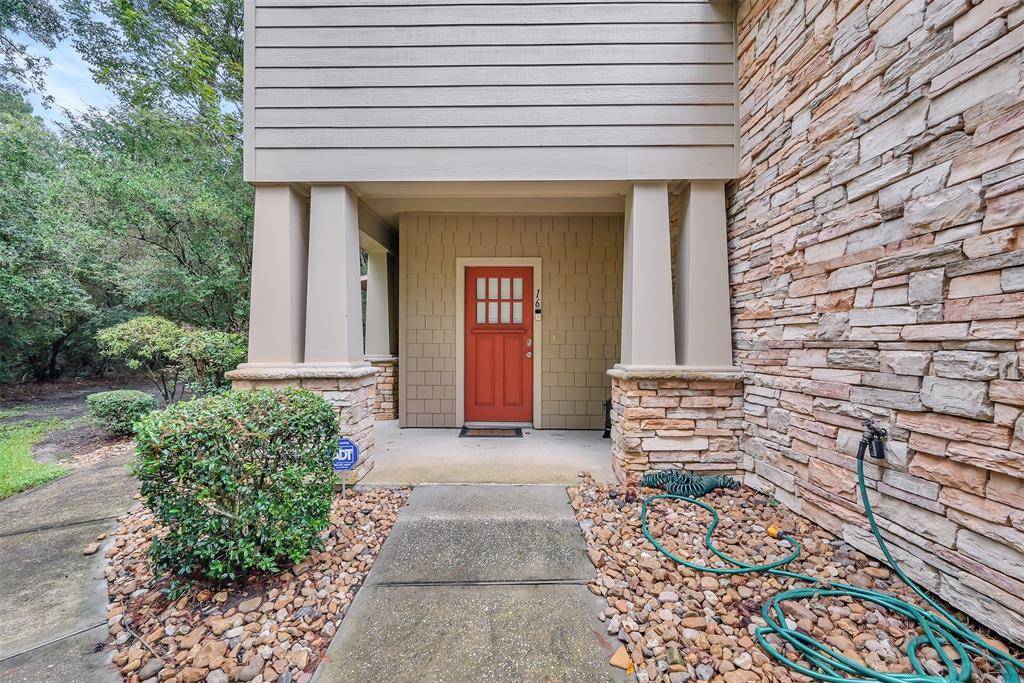 The Woodlands, TX 77380,16 Scarlet Woods Ct CT