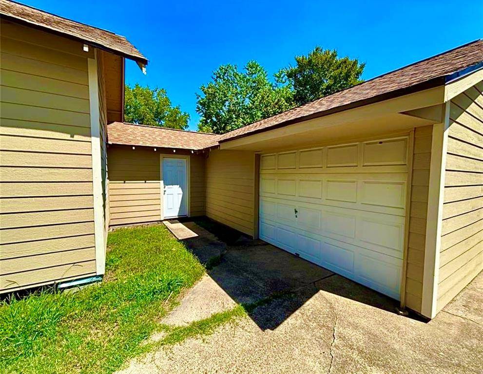 Port Neches, TX 77651,911 Dallas ST