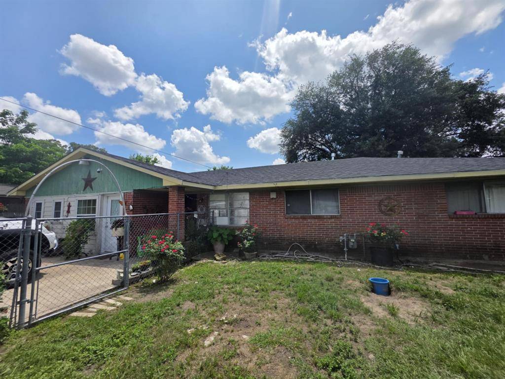 Houston, TX 77086,5233 Breen DR