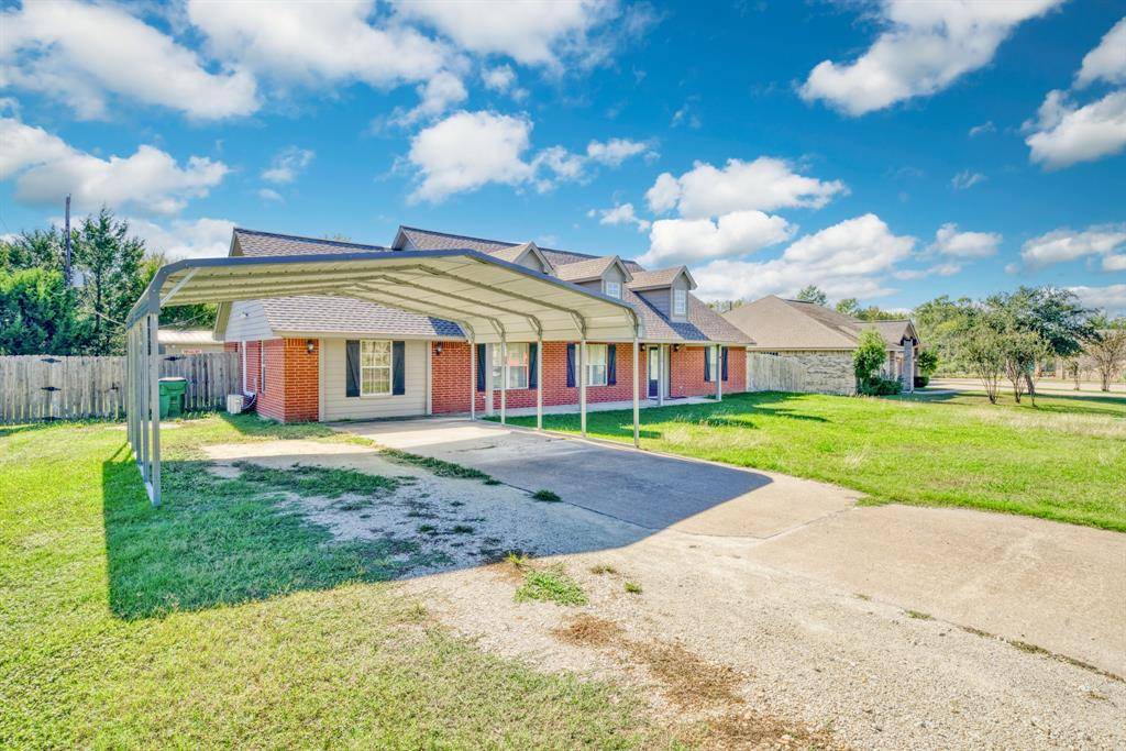 Madisonville, TX 77864,106 S Tammye LN