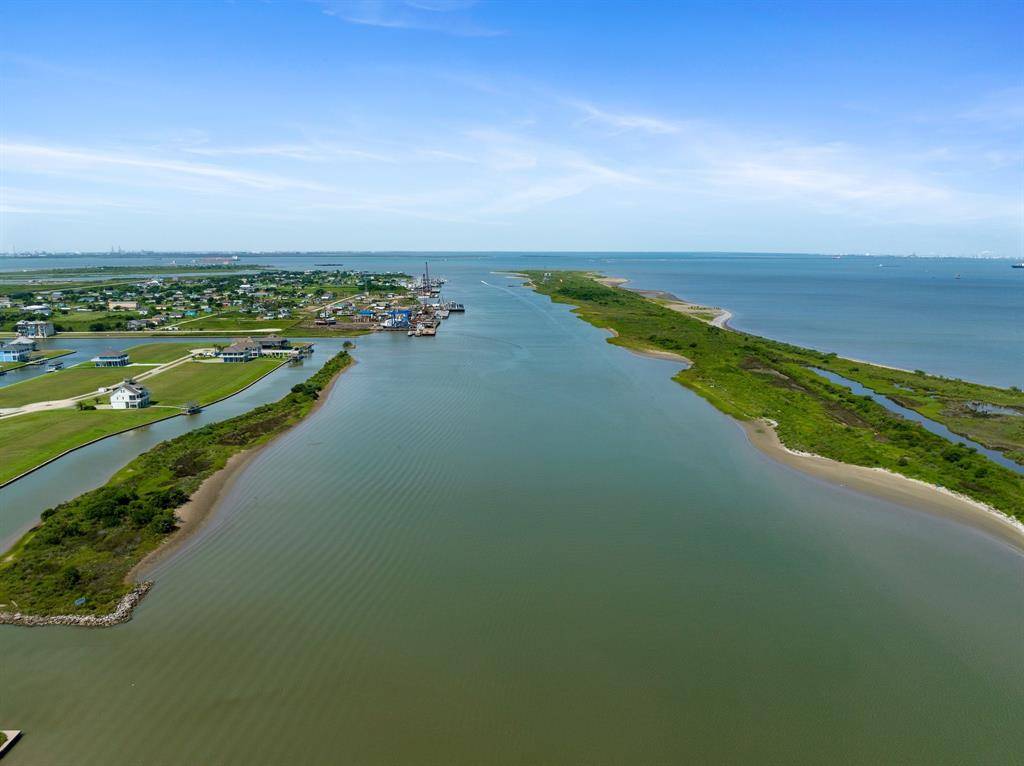 Port Bolivar, TX 77650,1505 Laguna Harbor LN