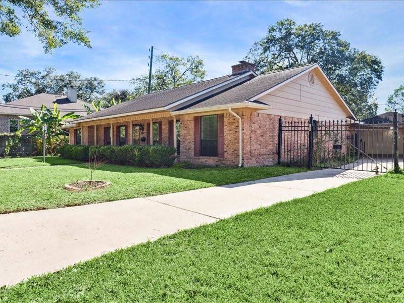 Houston, TX 77035,5943 Lattimer Drive