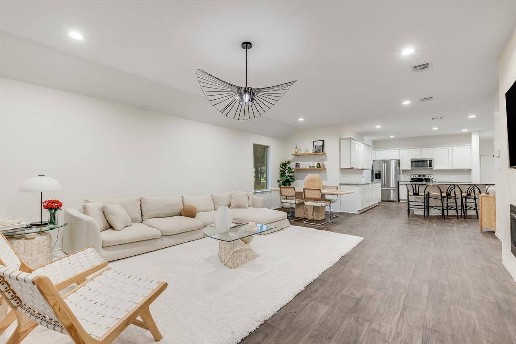 New Caney, TX 77357,3110 Roman Forest BLVD