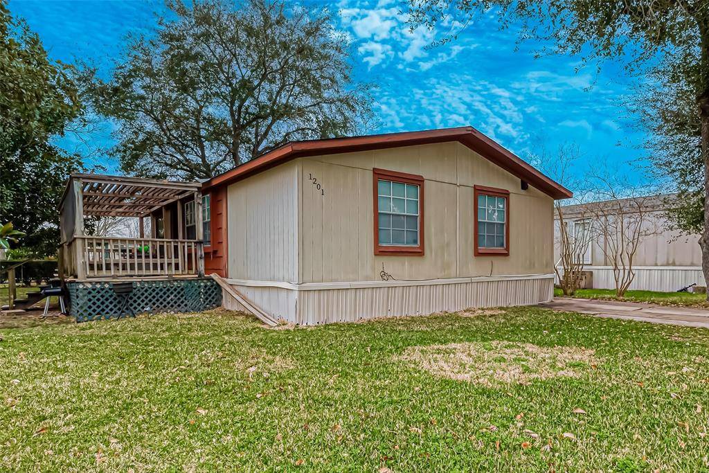 League City, TX 77573,1201 Pampas LN