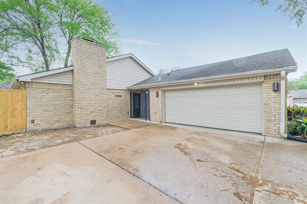 Houston, TX 77084,15722 Rolling Timbers Drive