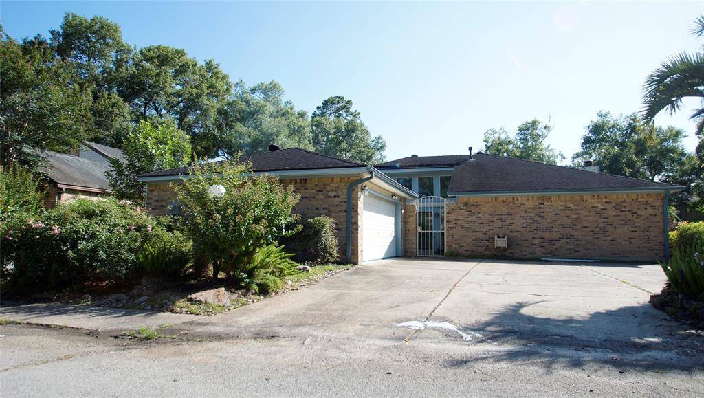 Crosby, TX 77532,1746 Cloister DR #28