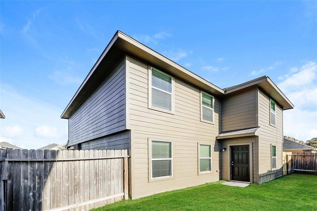 Houston, TX 77073,2434 Tomica CT