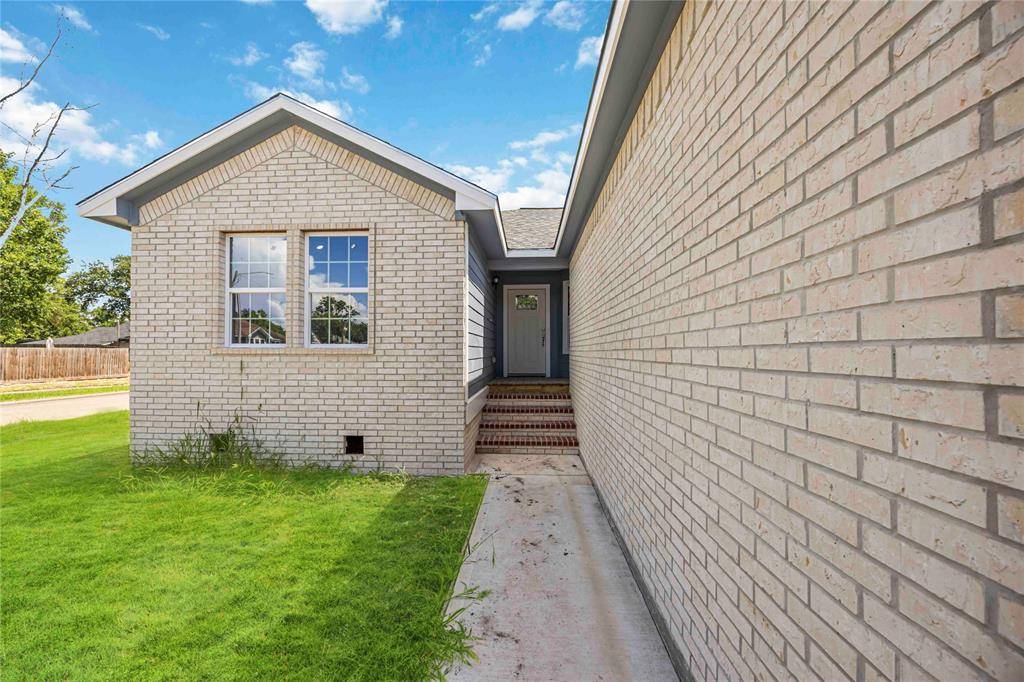 Baytown, TX 77520,3201 Nebraska ST