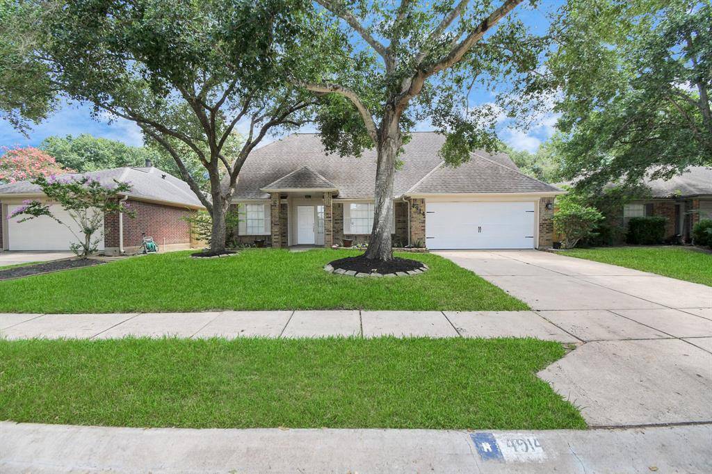 Pearland, TX 77584,4914 Meadowglen DR