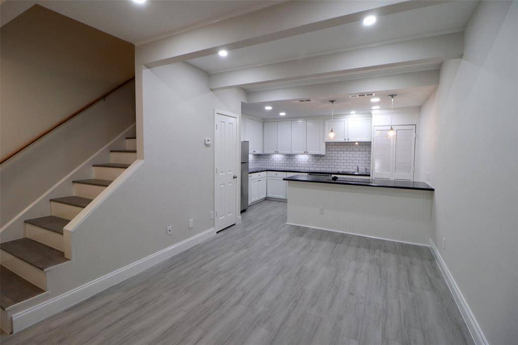 Houston, TX 77096,5929 Queensloch DR #115
