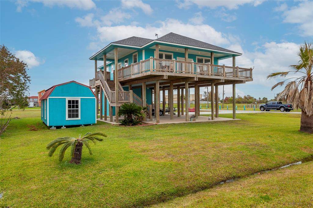 Crystal Beach, TX 77650,965 Gulf Shores DR